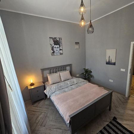 Zig Zag Apartment 4- Old Town コンスタンツァ エクステリア 写真