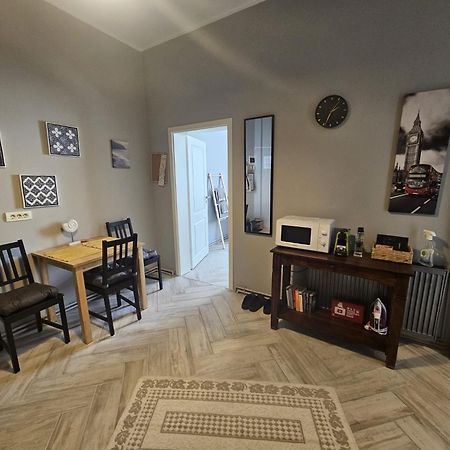 Zig Zag Apartment 4- Old Town コンスタンツァ エクステリア 写真